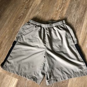 Men’s Nike running shorts (lined)